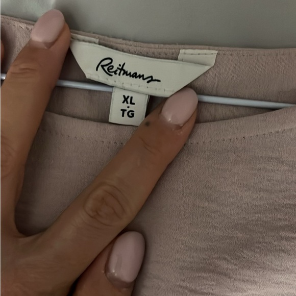 Elegant Women's Tan Top - Picture 3 of 3